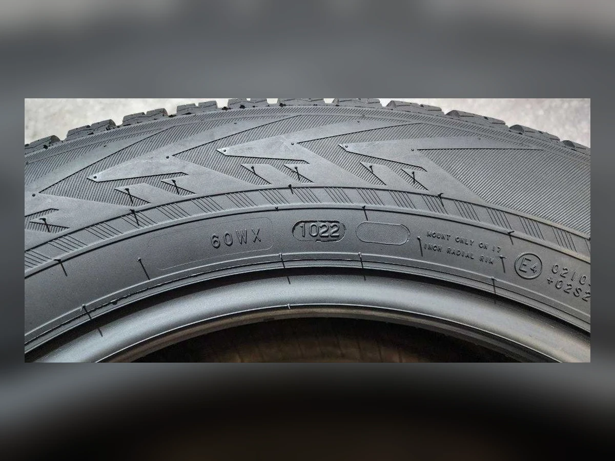 Nokian — 215/65 R17 — Nokian 215/65 R17 Зима (липучка) 4 шт (Комплект) — 6.0