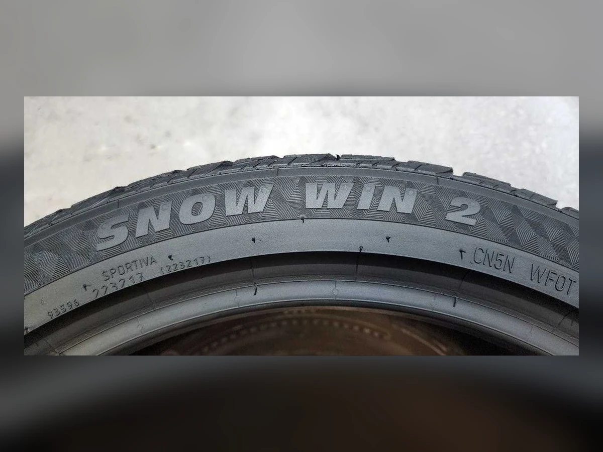 Sportiva — 225/40 R18 — Sportiva 225/40 R18 Зима (липучка) 2 шт (Пара) — 6.0