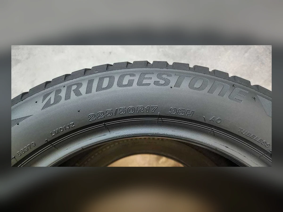 Bridgestone — 225/50 R17 — Bridgestone 225/50 R17 Зима (липучка) 2 шт (Пара) — 6.0