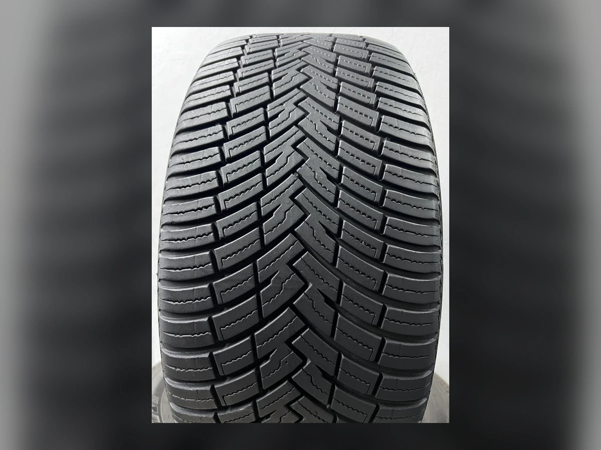 Pirelli — Pirelli 255/40 R20 — 255/40 R20