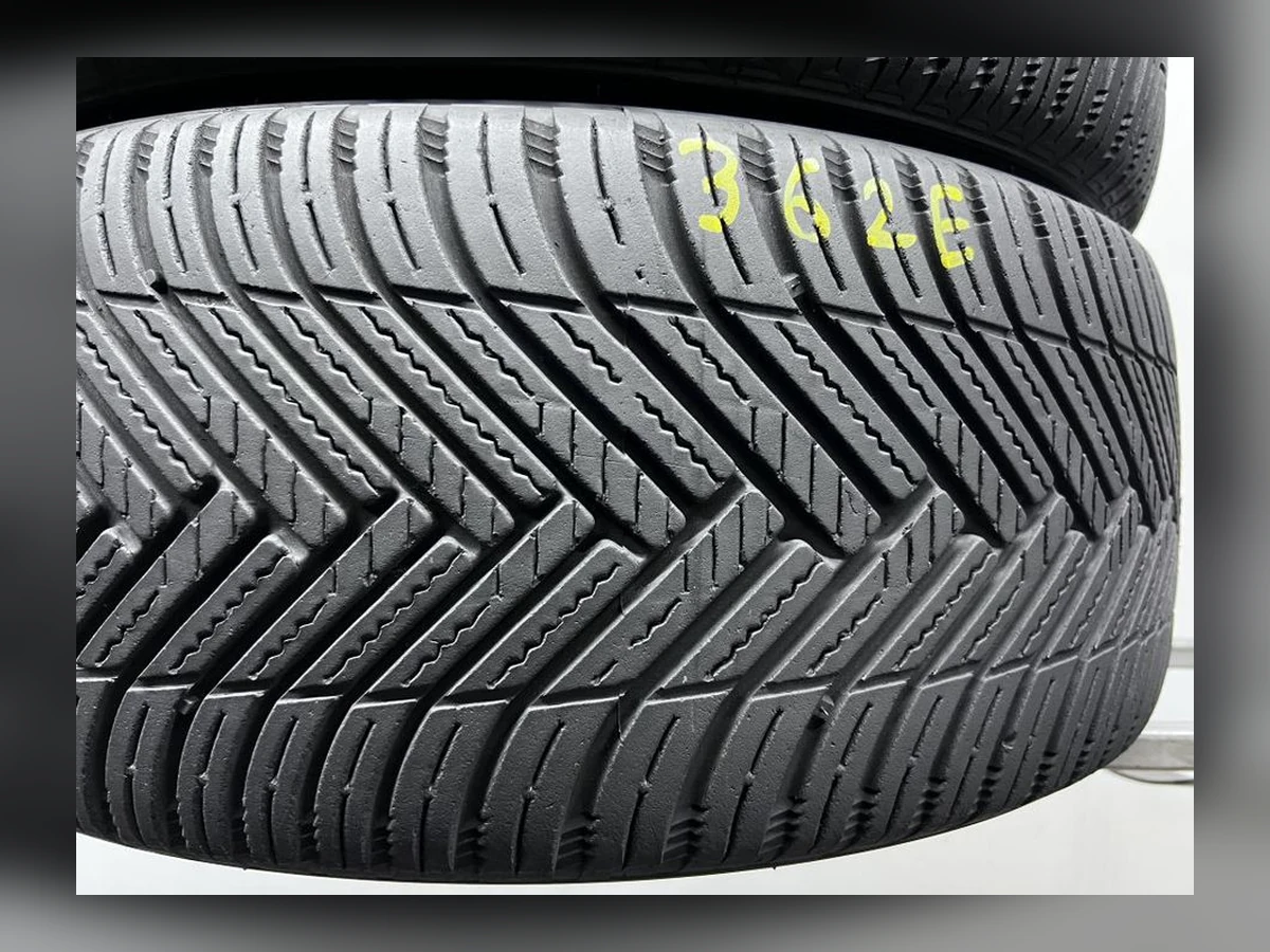 Hankook — 225/45 R18 — Hankook 225/45 R18 Всесезонка 2 шт (Пара) — 6.5