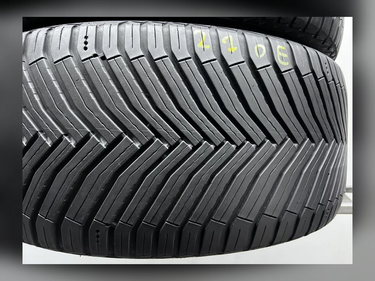 Michelin — 255/40 R20 — Michelin 255/40 R20 Всесезонка 2 шт (Пара) — 6.5
