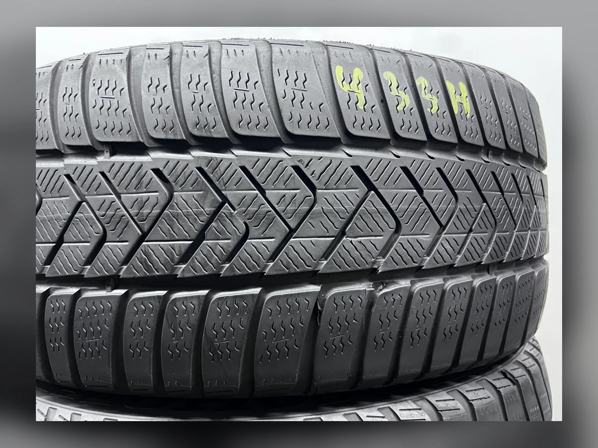 Pirelli — Pirelli 235/40 R19 — 235/40 R19