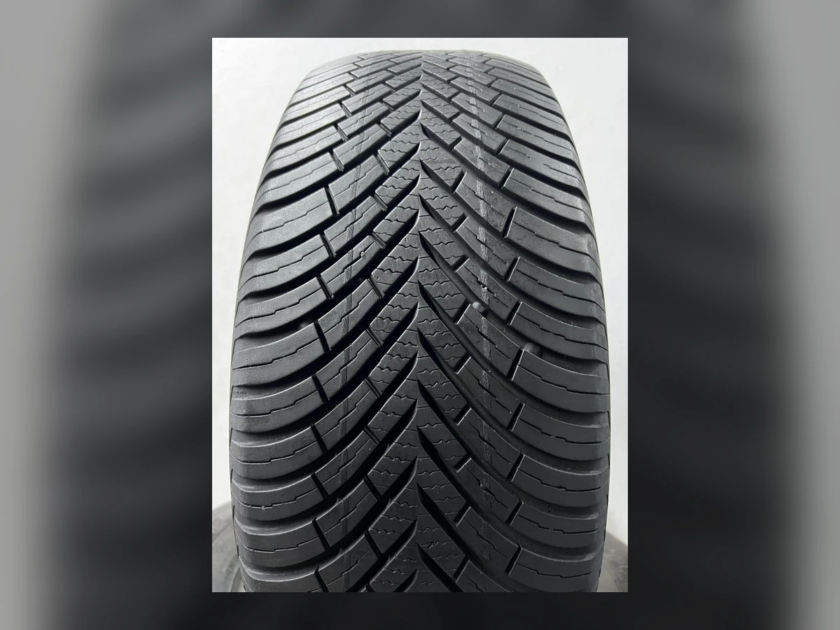 Vredestein — Vredestein 215/60 R16 — 215/60 R16