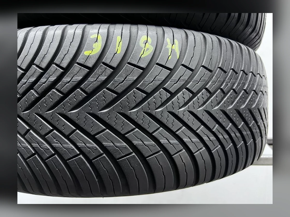 Vredestein — 215/60 R16 — Vredestein 215/60 R16 Всесезонка 2 шт (Пара) — 7.0