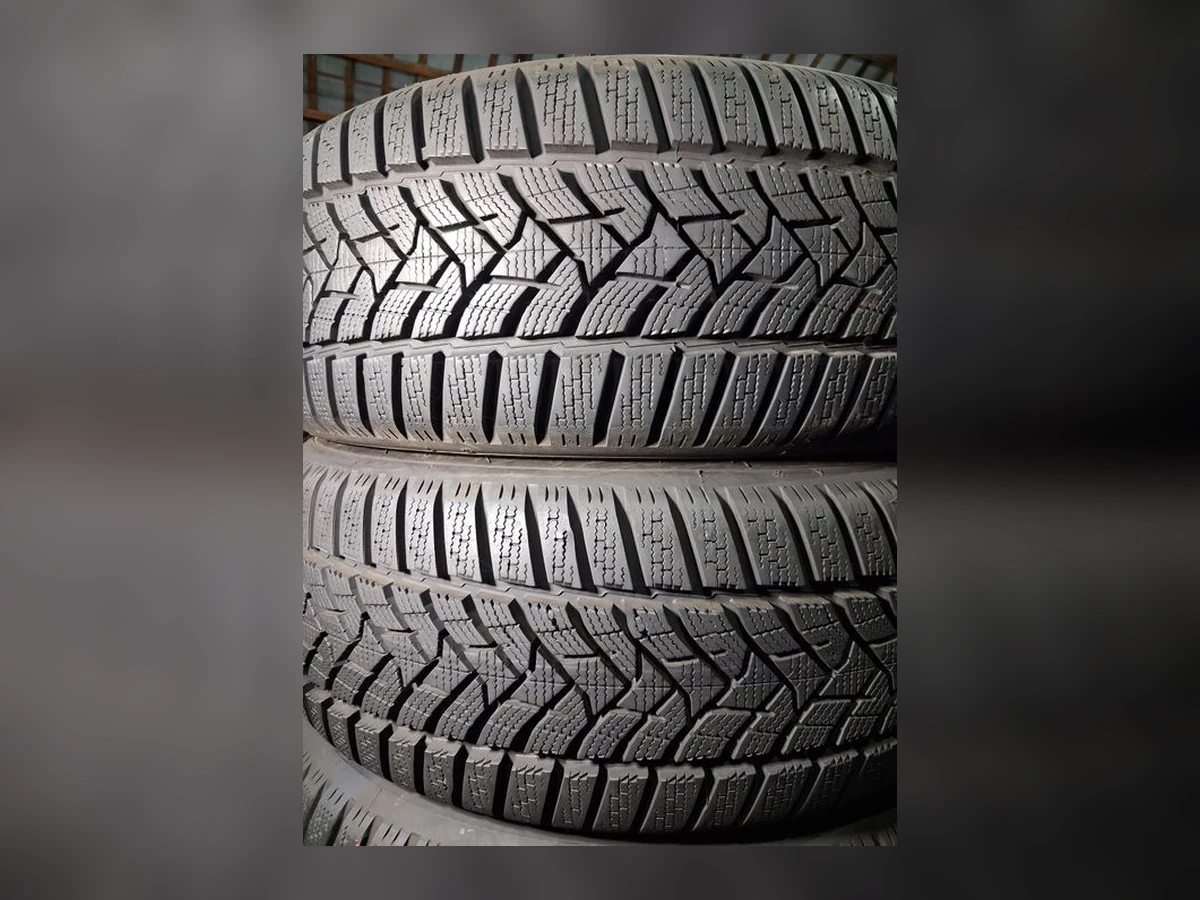 Dunlop — 205/55 R16 — Dunlop 205/55 R16 Зима (липучка) 4 шт (Комплект) — 7.5