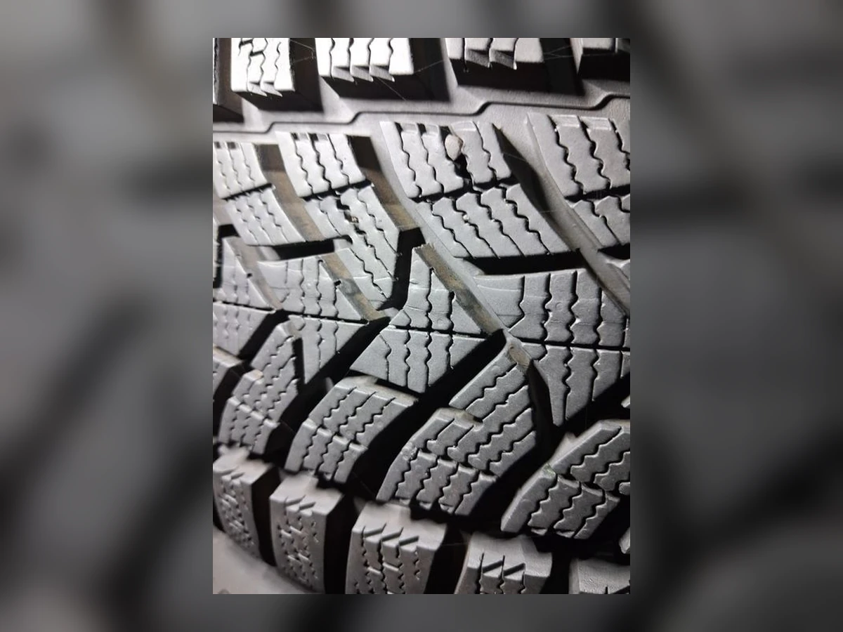 Dunlop — 205/55 R16 — Dunlop 205/55 R16 Зима (липучка) 4 шт (Комплект) — 7.5