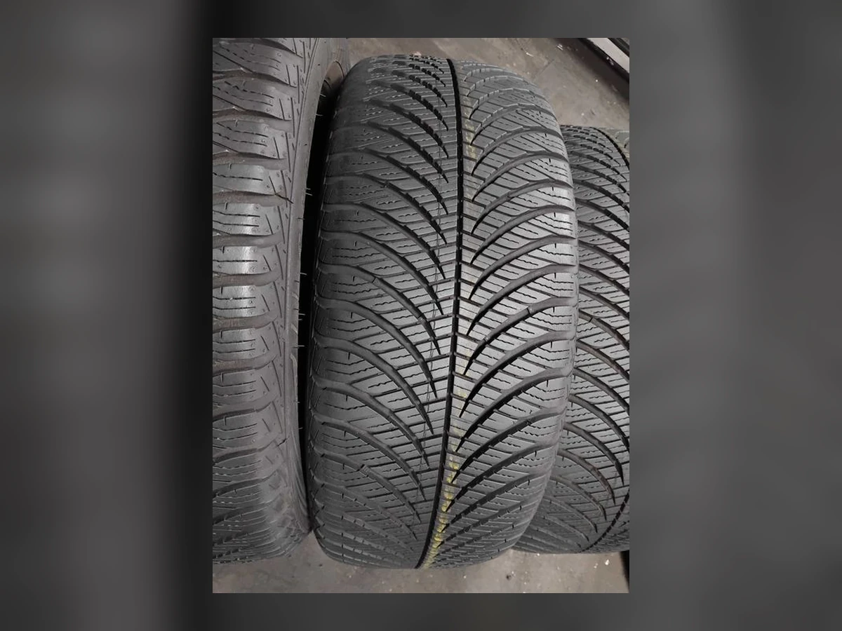 Goodyear — 205/55 R16 — Goodyear 205/55 R16 Всесезонка 4 шт (Комплект) — 5.5
