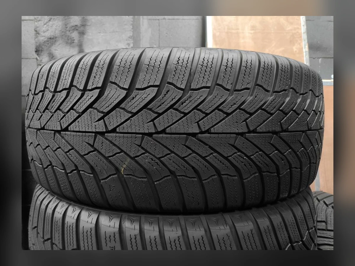 Kumho — 225/45 R17 — Kumho 225/45 R17 Зима (липучка) 2 шт (Пара) — 5.5