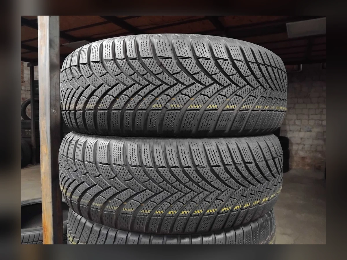 Semperit — Semperit 235/60 R18 — 235/60 R18