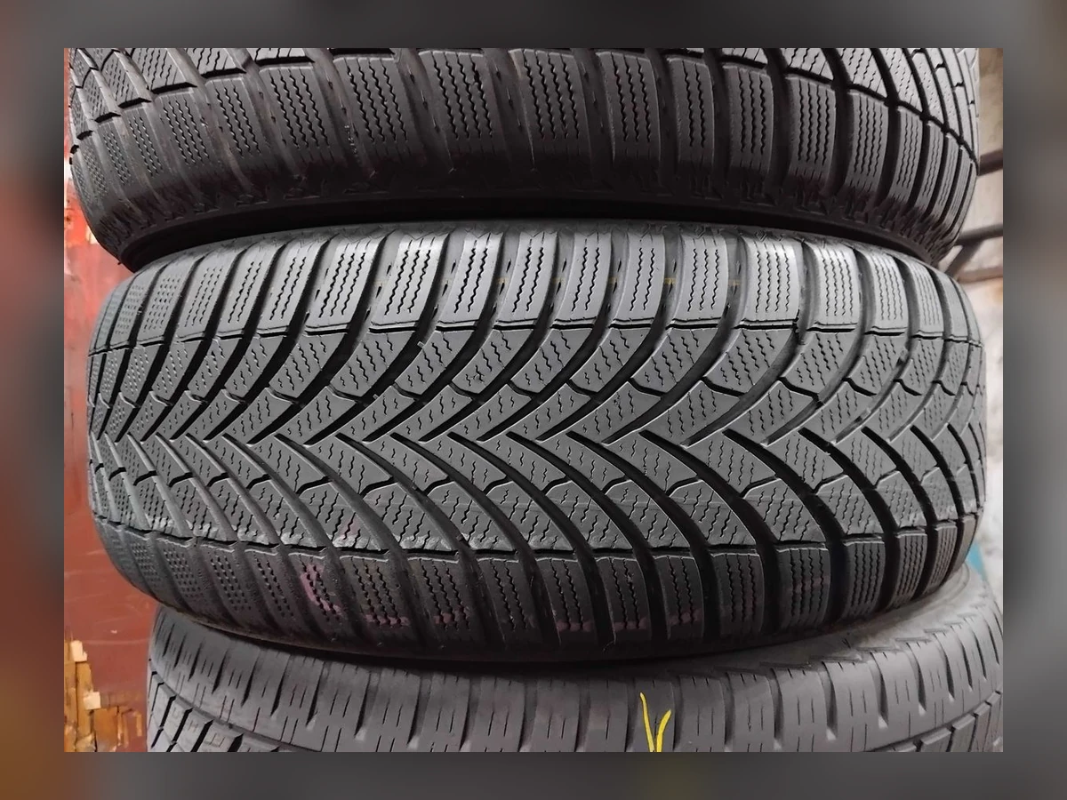 Semperit — Semperit 225/55 R19 — 225/55 R19