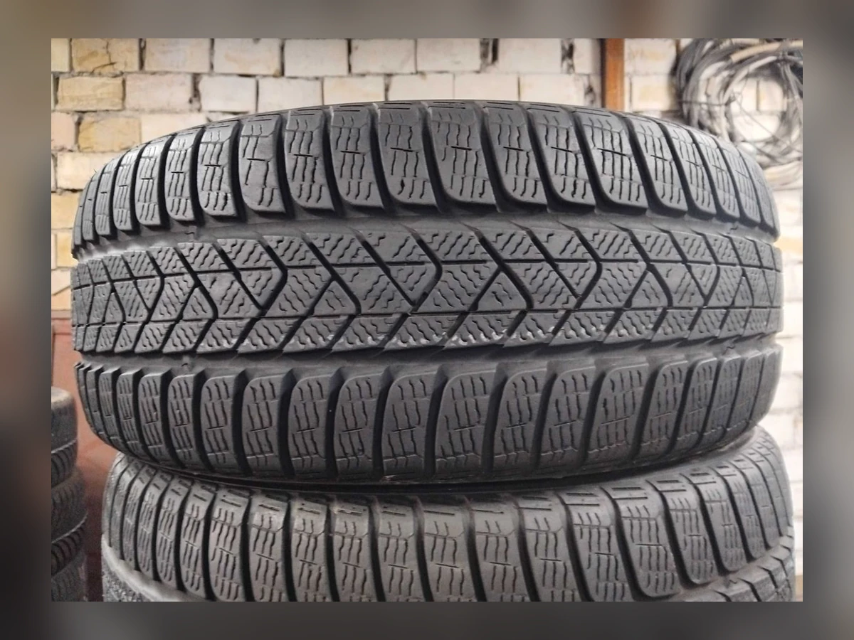 Pirelli — Pirelli 225/40 R19 — 225/40 R19