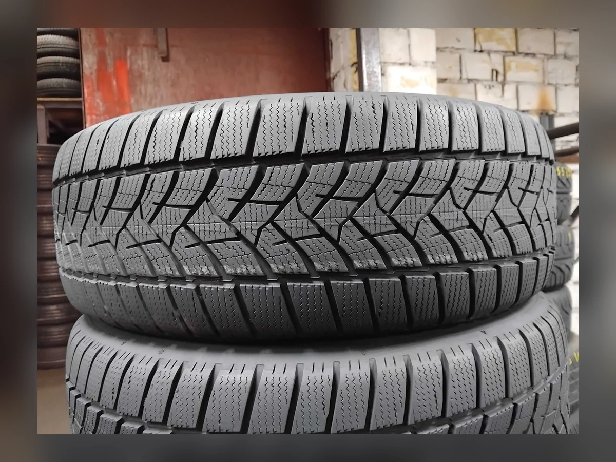 Dunlop — Dunlop 225/55 R19 — 225/55 R19