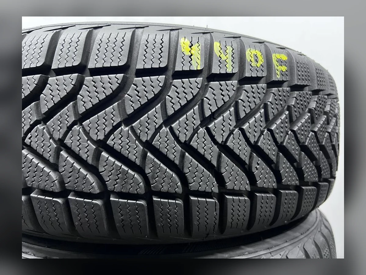 Firestone — 185/60 R14 — Firestone 185/60 R14 Зима (липучка) 2 шт (Пара) — 8.5+ (Новая)