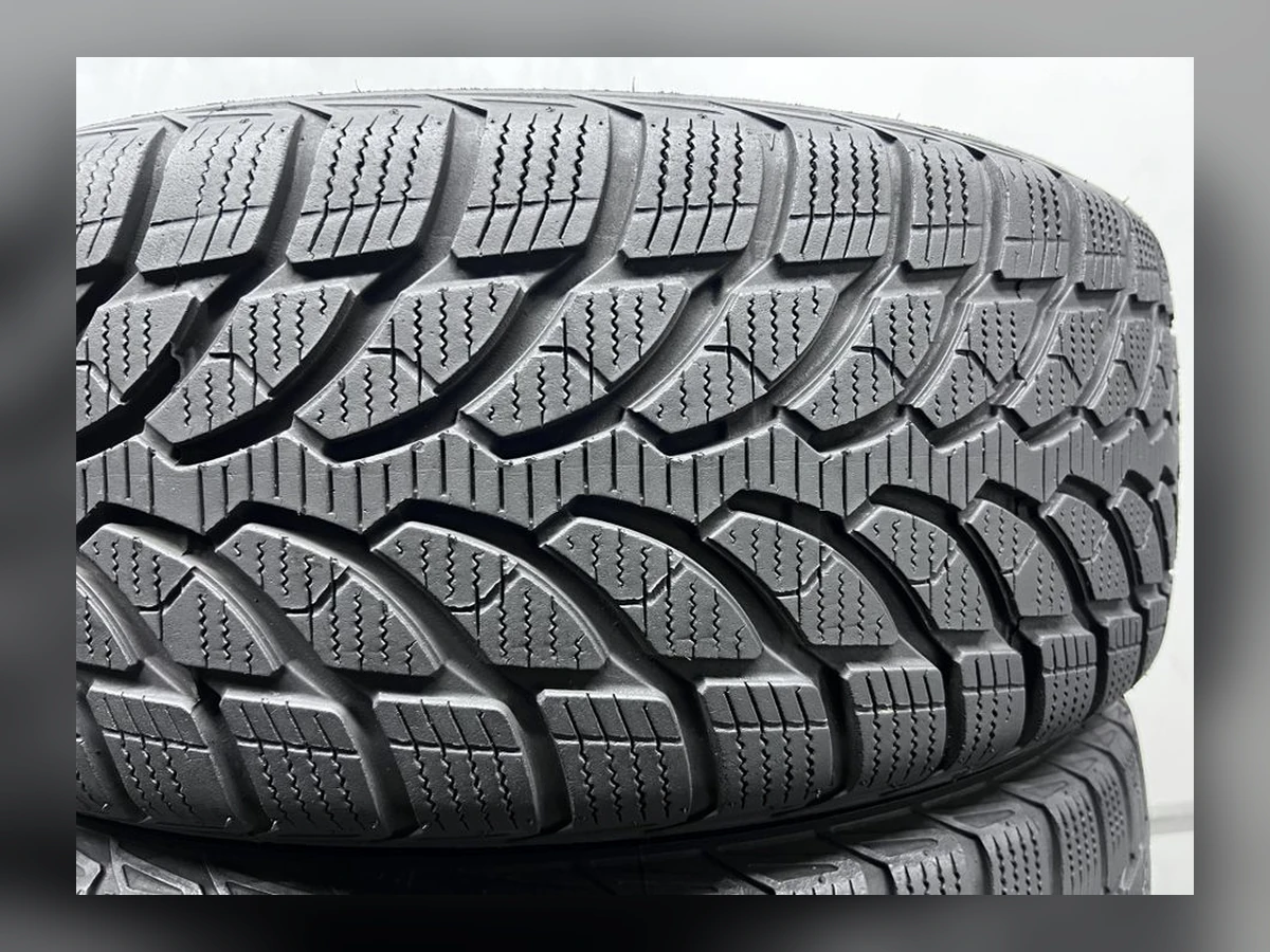 Bridgestone — 205/60 R16 — Bridgestone 205/60 R16 Зима (липучка) 4 шт (Комплект) — 6.5