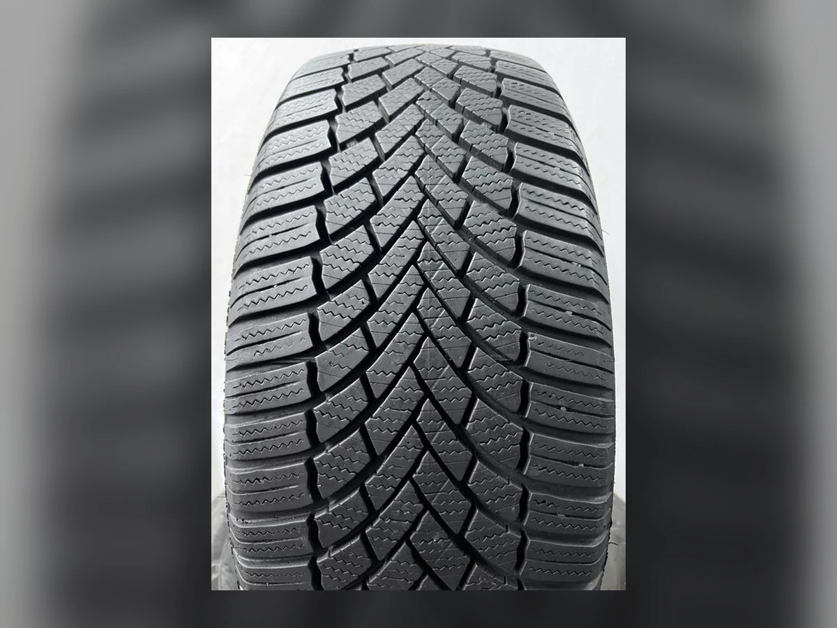 Bridgestone — 205/55 R17 — Bridgestone 205/55 R17 Зима (липучка) 4 шт (Комплект) — 7.0