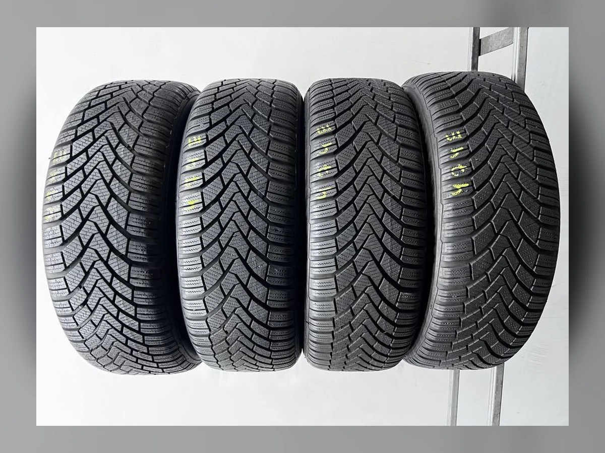 Continental — 205/55 R16 — Continental 205/55 R16 Зима (липучка) 4 шт (Комплект) — 8.5+ (Новая)
