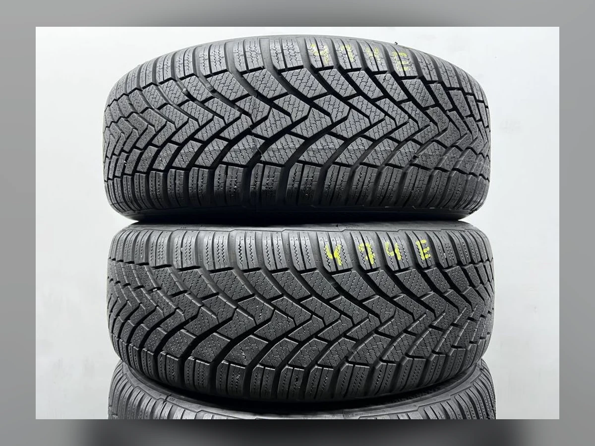 Continental — 205/55 R16 — Continental 205/55 R16 Зима (липучка) 4 шт (Комплект) — 8.5+ (Новая)