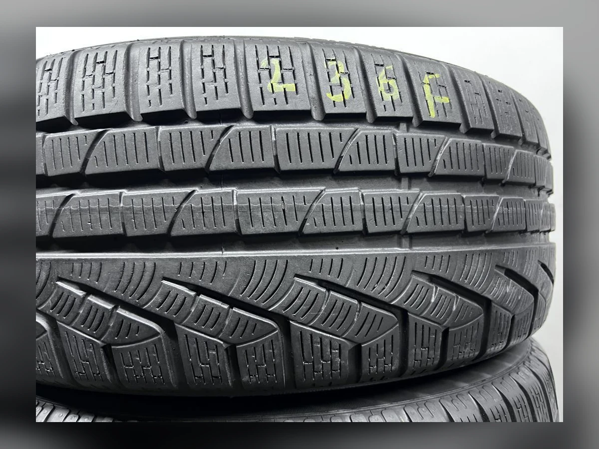 Pirelli — Pirelli 235/55 R18 — 235/55 R18