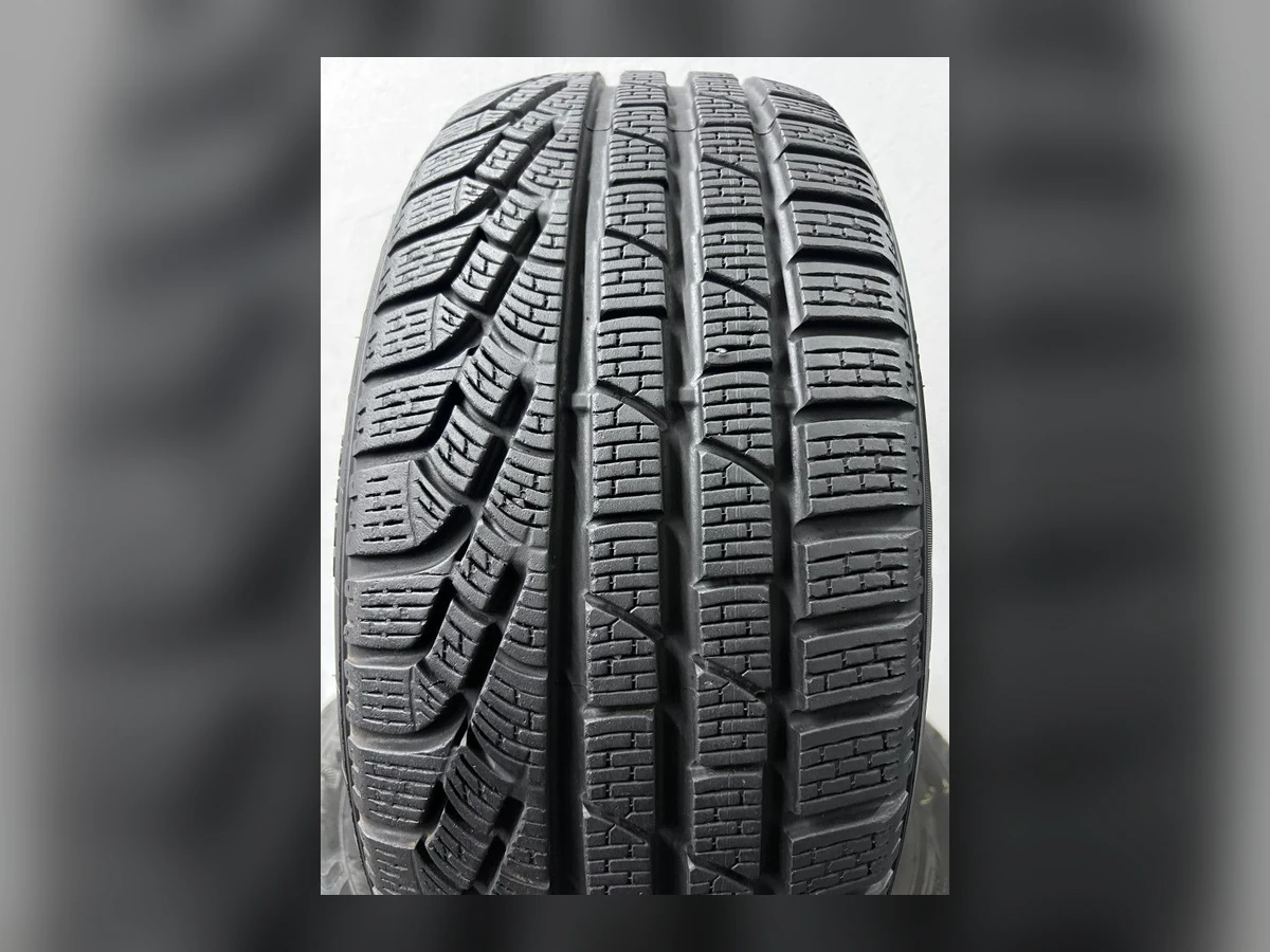 Pirelli — 225/45 R17 — Pirelli 225/45 R17 Зима (липучка) 4 шт (Комплект) — 7.5