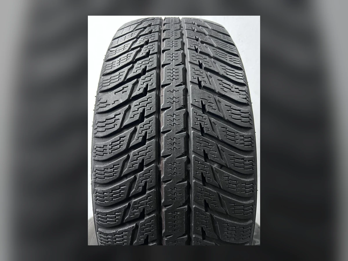 Nokian — Nokian 235/50 R19 — 235/50 R19