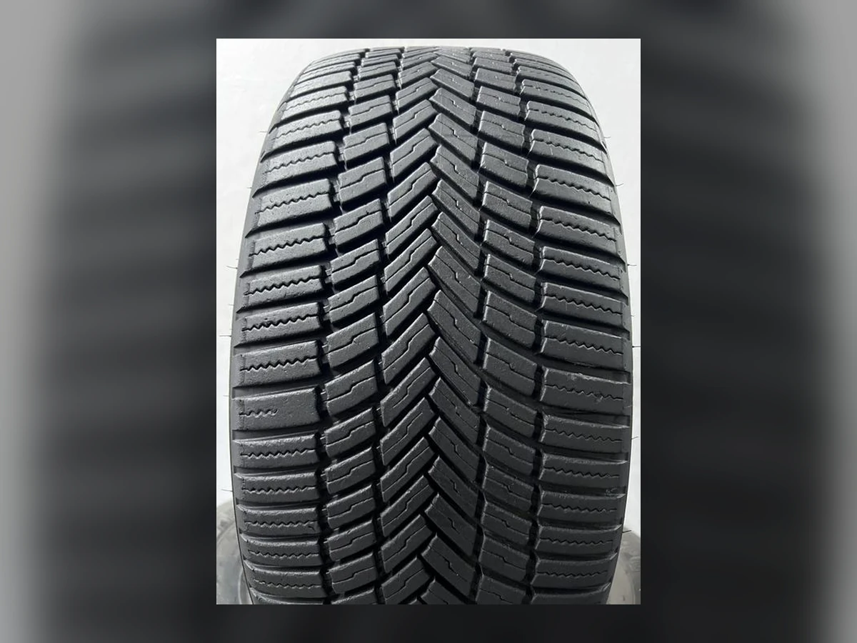 Bridgestone — 225/40 R19 — Bridgestone 225/40 R19 Всесезонка 1 шт (Одиночка) — 7.0