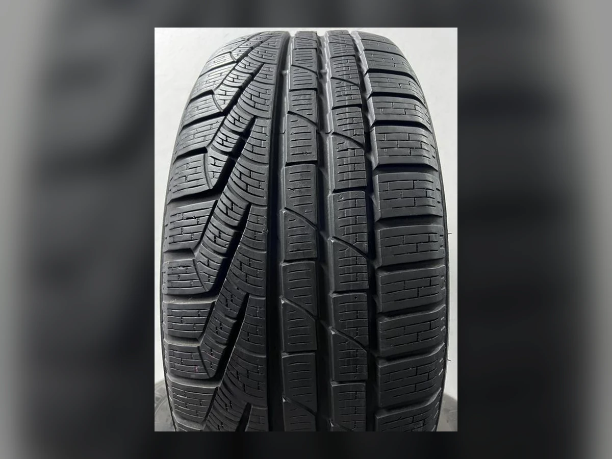Pirelli — 245/45 R19 — Pirelli 245/45 R19 Зима (липучка) 2 шт (Пара) — 6.5