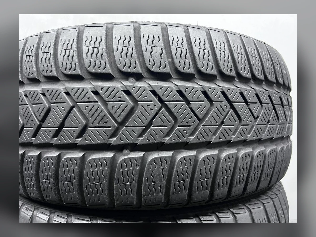 Pirelli — 235/35 R19 — Pirelli 235/35 R19 Зима (липучка) 2 шт (Пара) — 4.5
