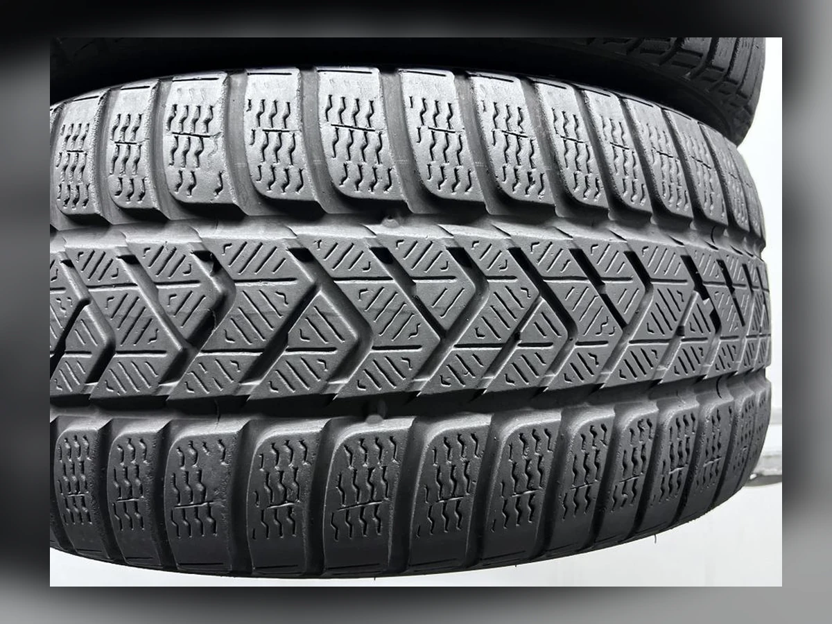 Pirelli — 235/35 R19 — Pirelli 235/35 R19 Зима (липучка) 2 шт (Пара) — 4.5