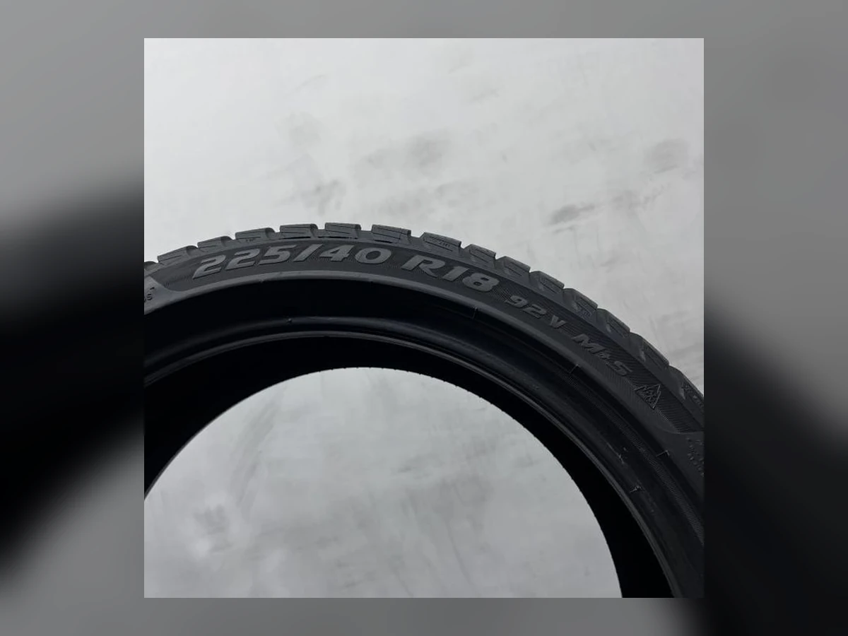 Pirelli — 225/40 R18 — Pirelli 225/40 R18 Зима (липучка) 1 шт (Одиночка) — 7.0