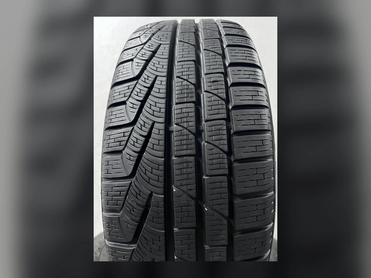 Pirelli — Pirelli 235/55 R18 — 235/55 R18