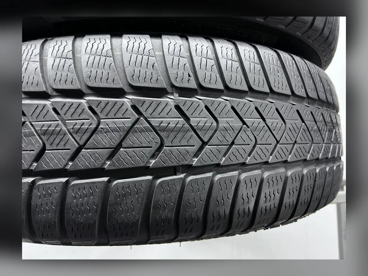 Pirelli — 225/60 R18 — Pirelli 225/60 R18 Зима (липучка) 2 шт (Пара) — 5.0